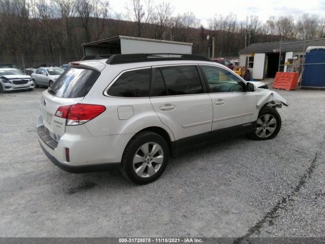 Photo 3 VIN: 4S4BRBKC3C3208860 - SUBARU OUTBACK 