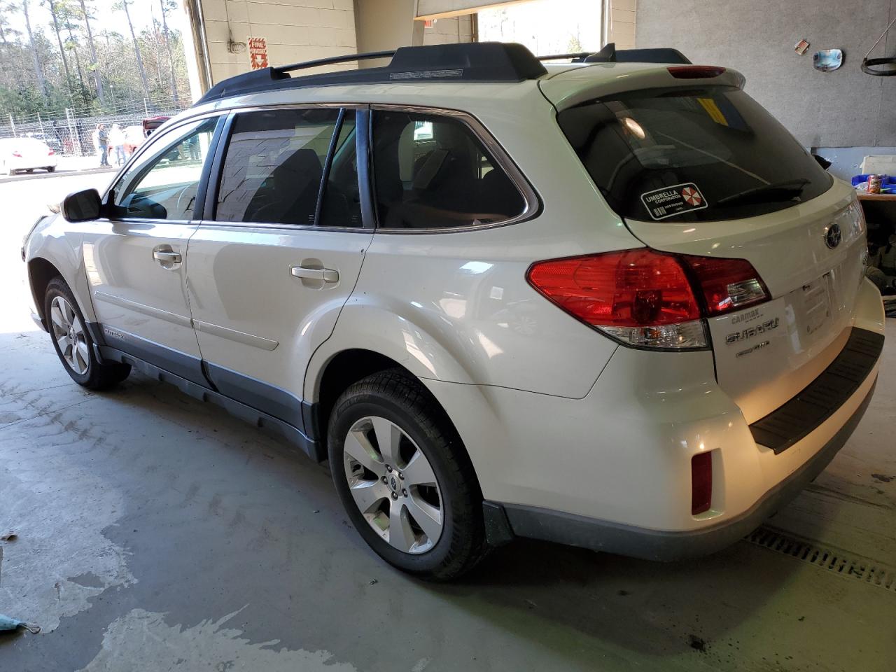 Photo 1 VIN: 4S4BRBKC3C3216215 - SUBARU OUTBACK 