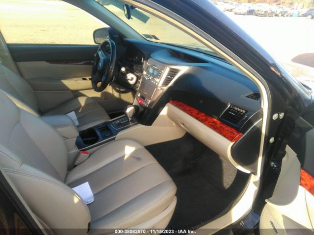 Photo 4 VIN: 4S4BRBKC4A3371403 - SUBARU OUTBACK 