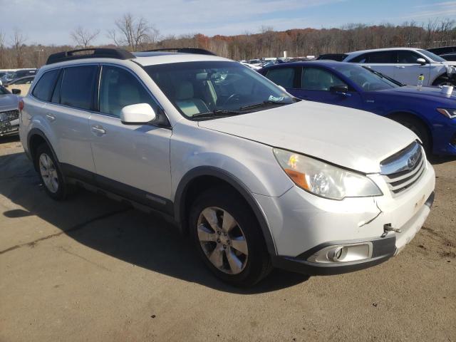 Photo 3 VIN: 4S4BRBKC5A3338412 - SUBARU OUTBACK 