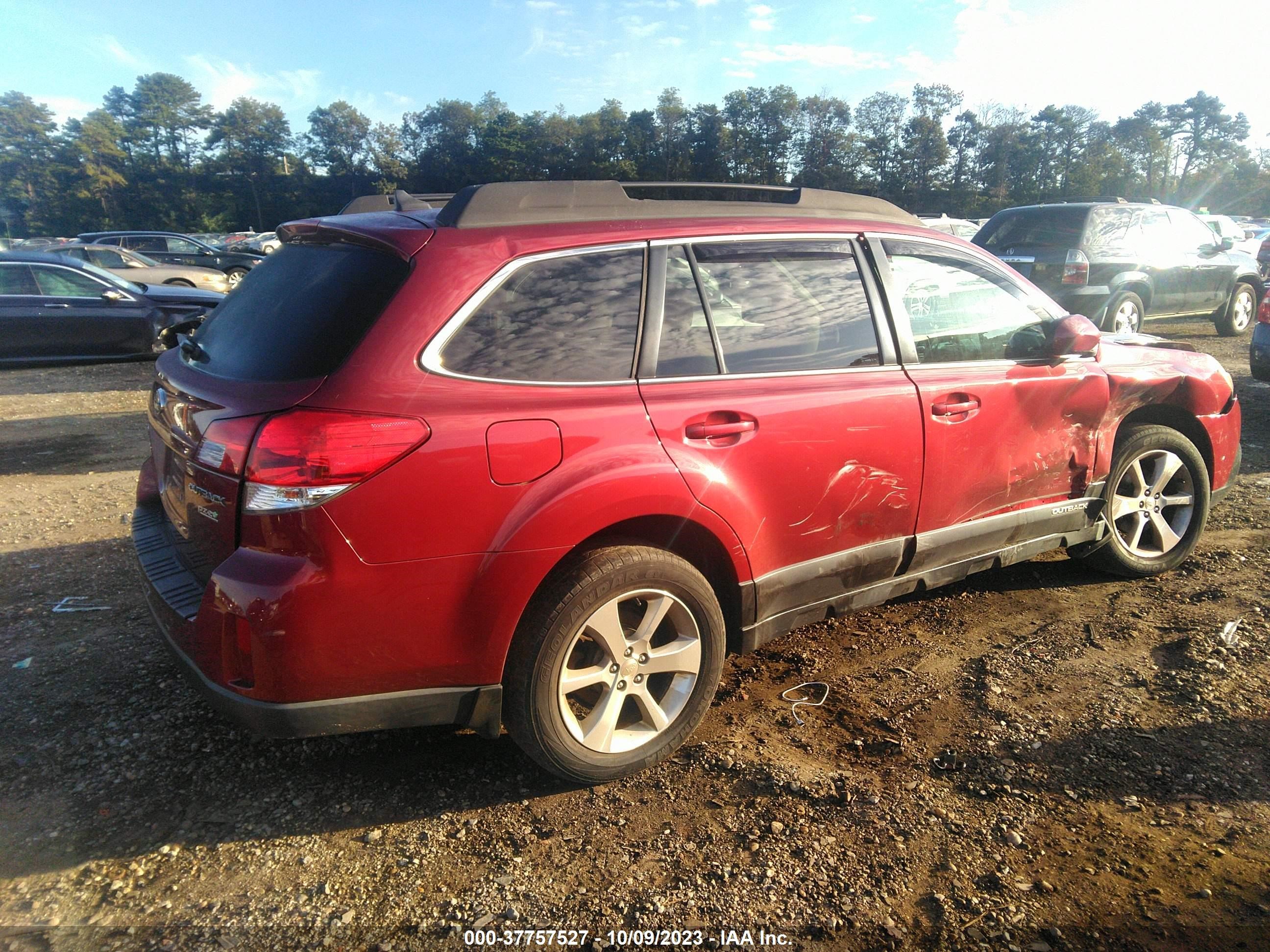 Photo 3 VIN: 4S4BRBKC5D3318634 - SUBARU OUTBACK 