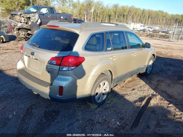 Photo 3 VIN: 4S4BRBKC6A3327483 - SUBARU OUTBACK 