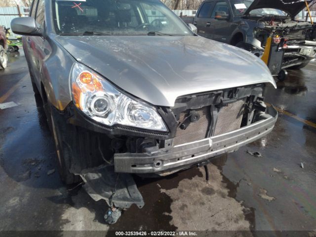 Photo 5 VIN: 4S4BRBKC6B3339702 - SUBARU OUTBACK 