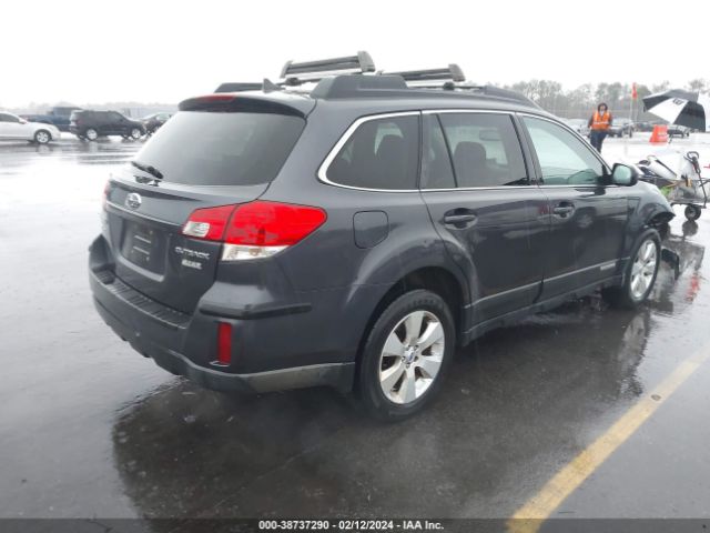 Photo 3 VIN: 4S4BRBKC6B3434292 - SUBARU OUTBACK 