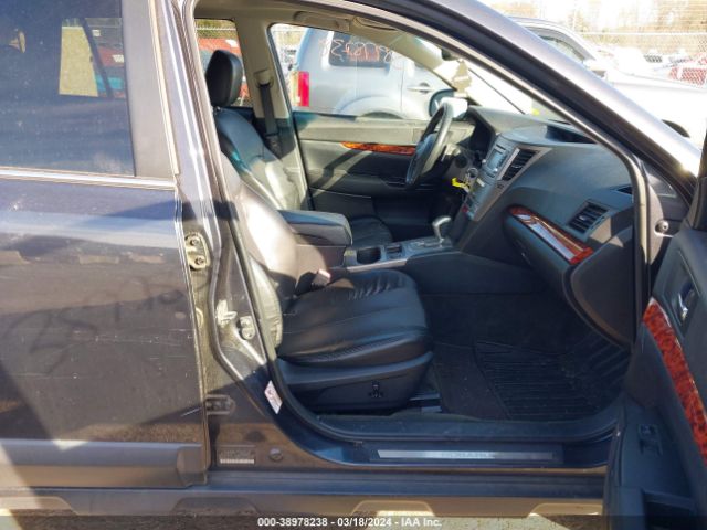 Photo 4 VIN: 4S4BRBKC6C3226446 - SUBARU OUTBACK 