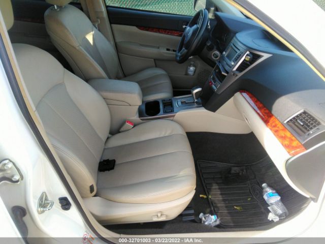 Photo 4 VIN: 4S4BRBKC8C3236685 - SUBARU OUTBACK 