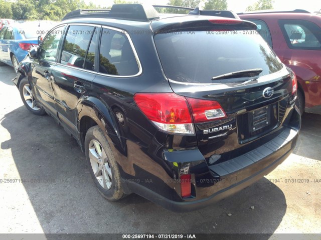 Photo 2 VIN: 4S4BRBKC8D3218219 - SUBARU OUTBACK 