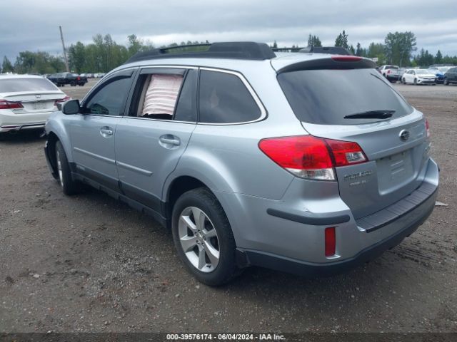 Photo 2 VIN: 4S4BRBKC8D3235747 - SUBARU OUTBACK 