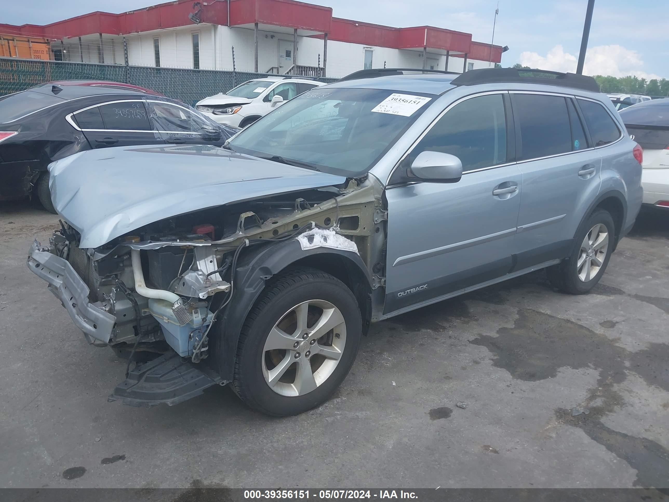 Photo 1 VIN: 4S4BRBMC0E3224126 - SUBARU OUTBACK 