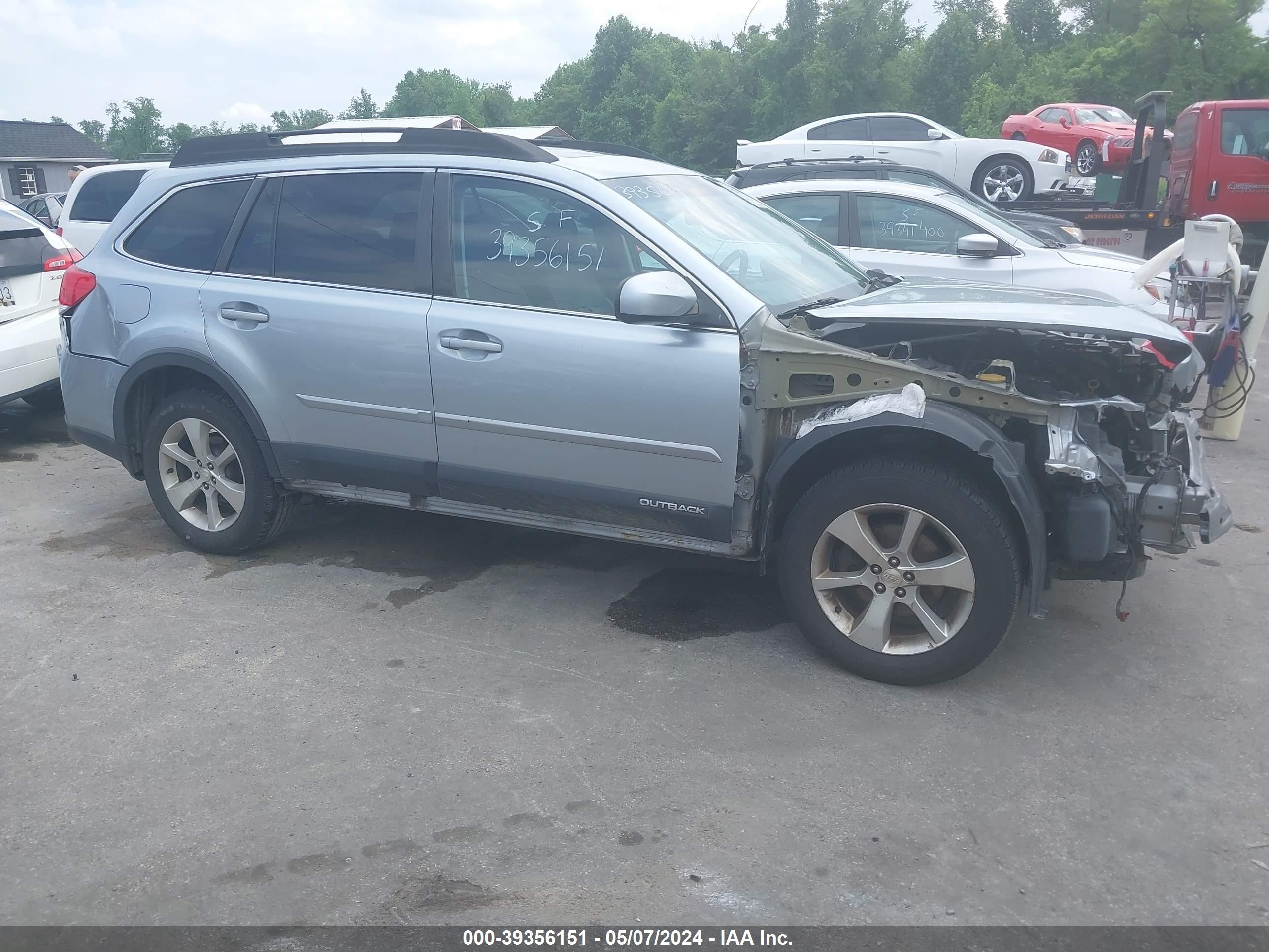 Photo 13 VIN: 4S4BRBMC0E3224126 - SUBARU OUTBACK 