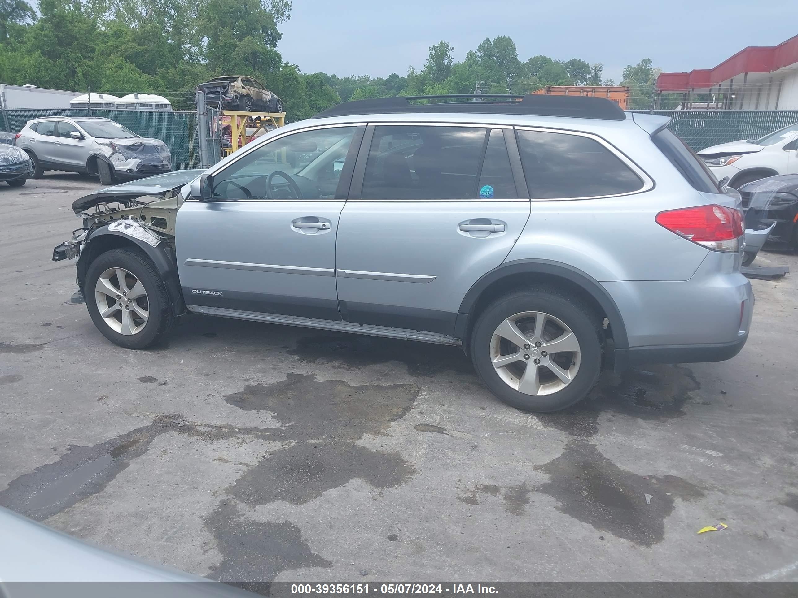 Photo 14 VIN: 4S4BRBMC0E3224126 - SUBARU OUTBACK 