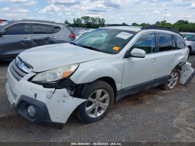 Photo 1 VIN: 4S4BRBNC3E3310934 - SUBARU OUTBACK 