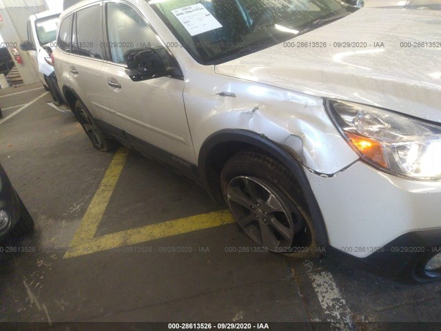 Photo 5 VIN: 4S4BRBPC4E3271221 - SUBARU OUTBACK 