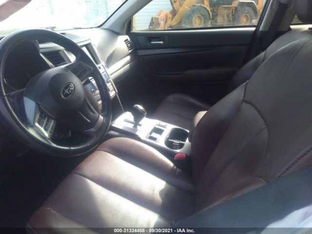 Photo 4 VIN: 4S4BRBSC5D3325261 - SUBARU OUTBACK 