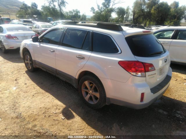 Photo 2 VIN: 4S4BRBSC9D3313761 - SUBARU OUTBACK 