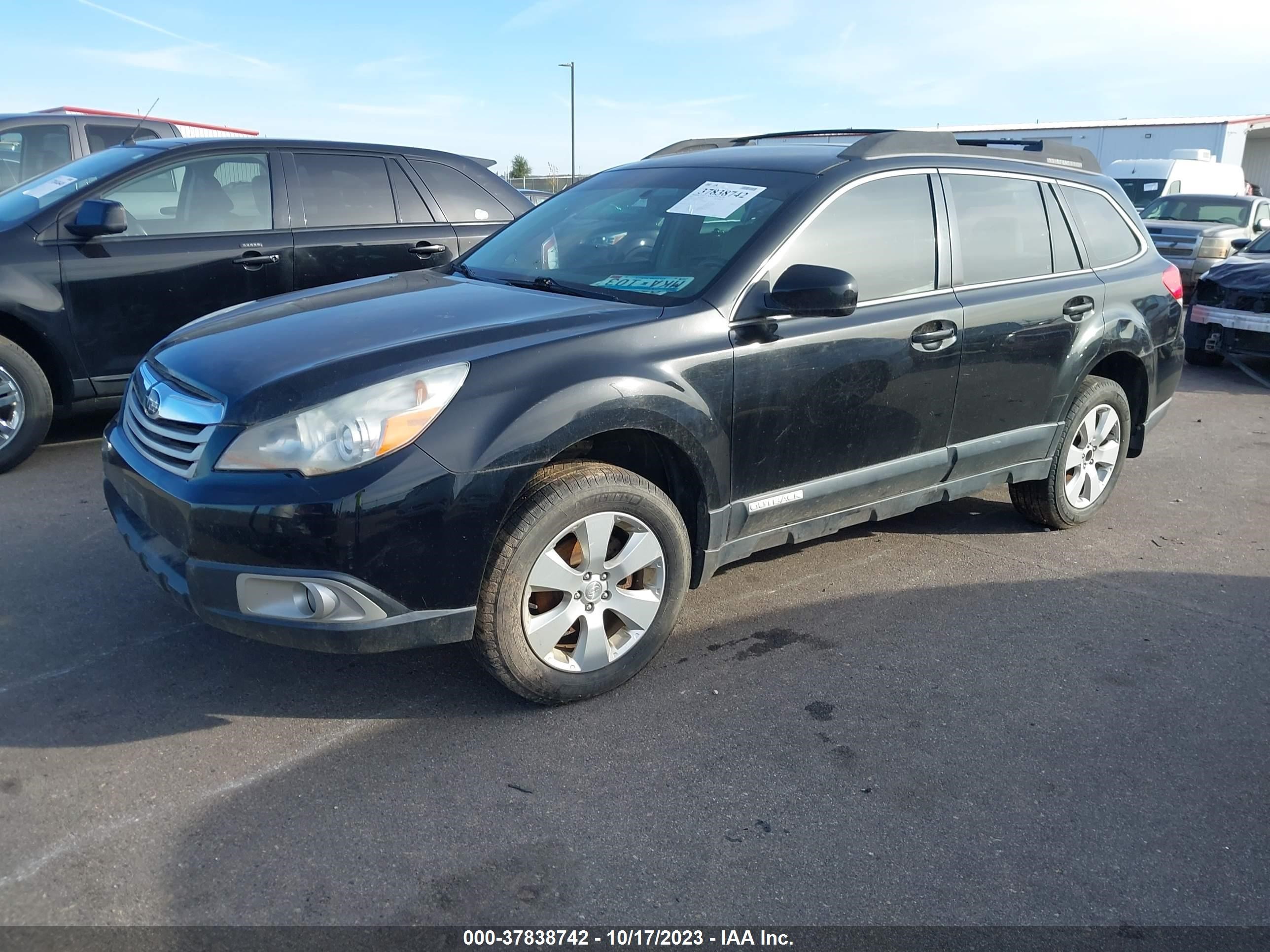 Photo 1 VIN: 4S4BRCAC0C3287430 - SUBARU OUTBACK 