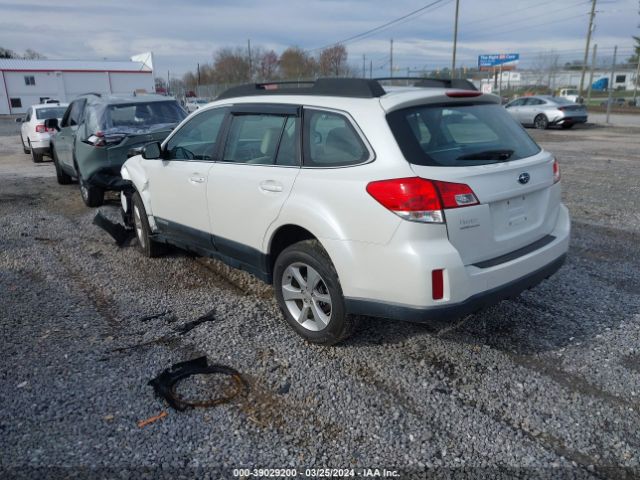 Photo 2 VIN: 4S4BRCAC0E3224850 - SUBARU OUTBACK 