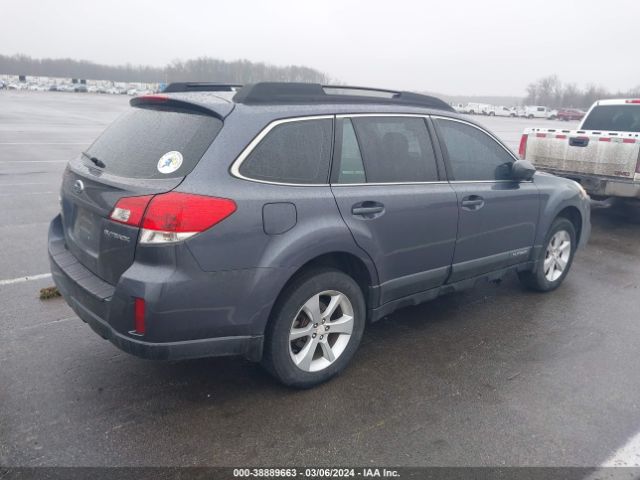 Photo 3 VIN: 4S4BRCAC0E3328335 - SUBARU OUTBACK 