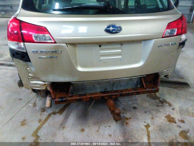 Photo 5 VIN: 4S4BRCAC1A1383561 - SUBARU OUTBACK 