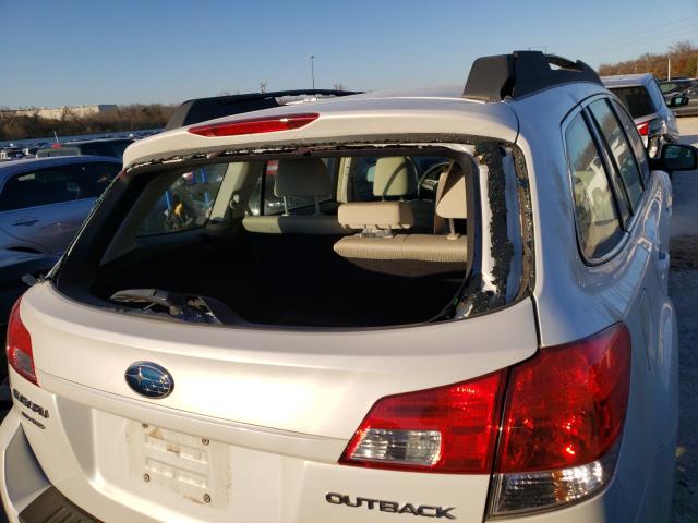 Photo 8 VIN: 4S4BRCAC4B3432015 - SUBARU OUTBACK 2. 