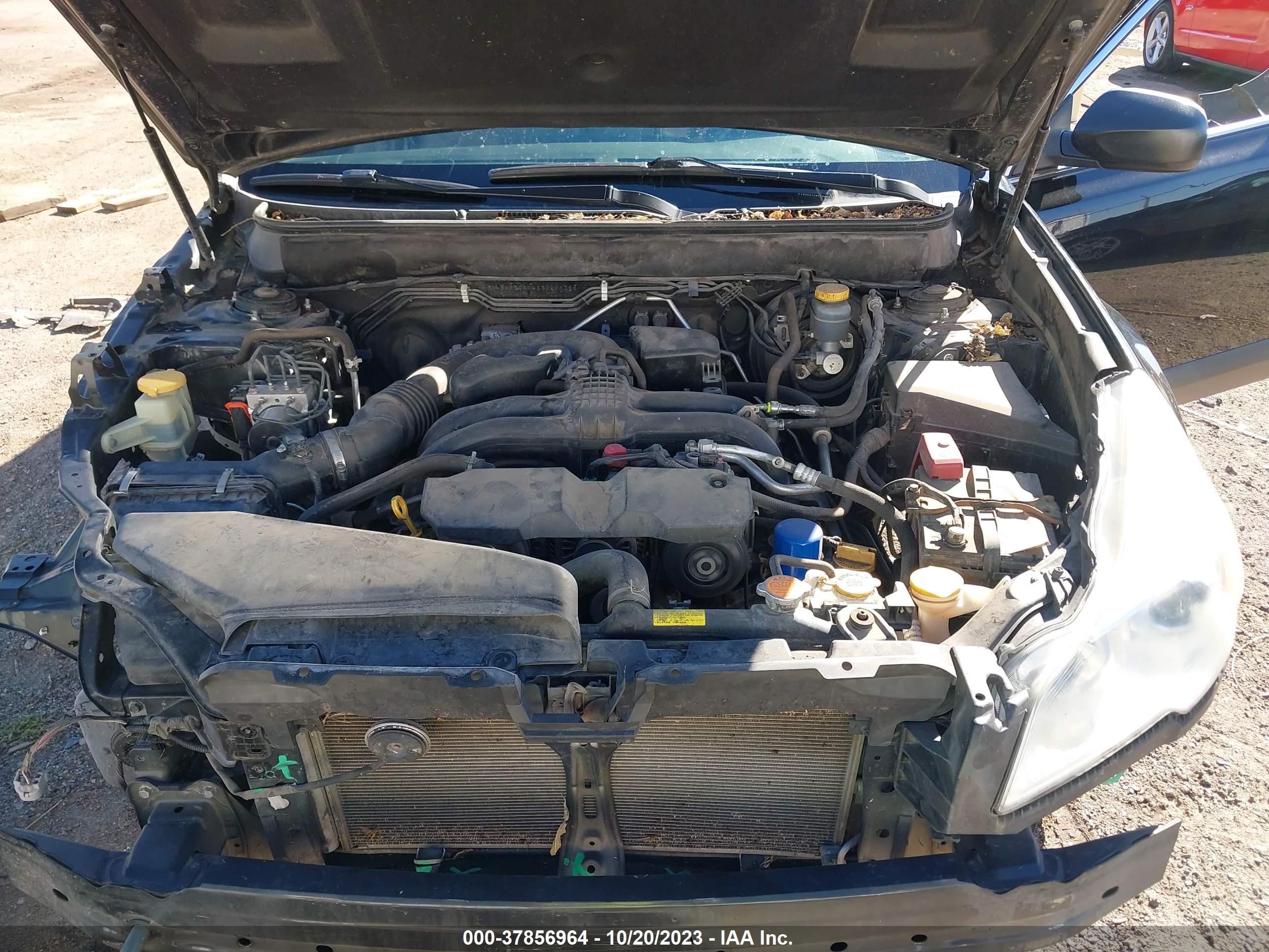 Photo 9 VIN: 4S4BRCAC4E3202138 - SUBARU OUTBACK 