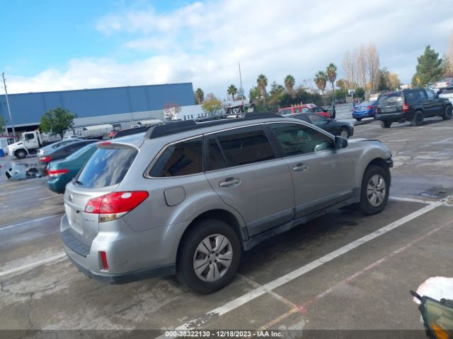 Photo 3 VIN: 4S4BRCAC6A3314076 - SUBARU OUTBACK 2. 