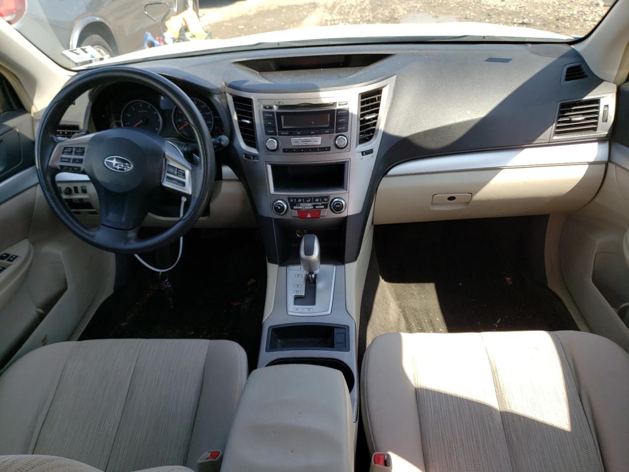 Photo 7 VIN: 4S4BRCAC6E3323902 - SUBARU OUTBACK 