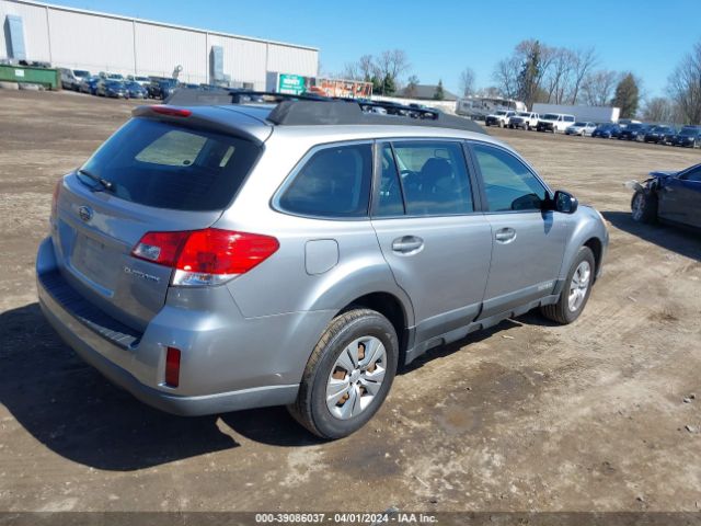 Photo 3 VIN: 4S4BRCAC7A3324924 - SUBARU OUTBACK 