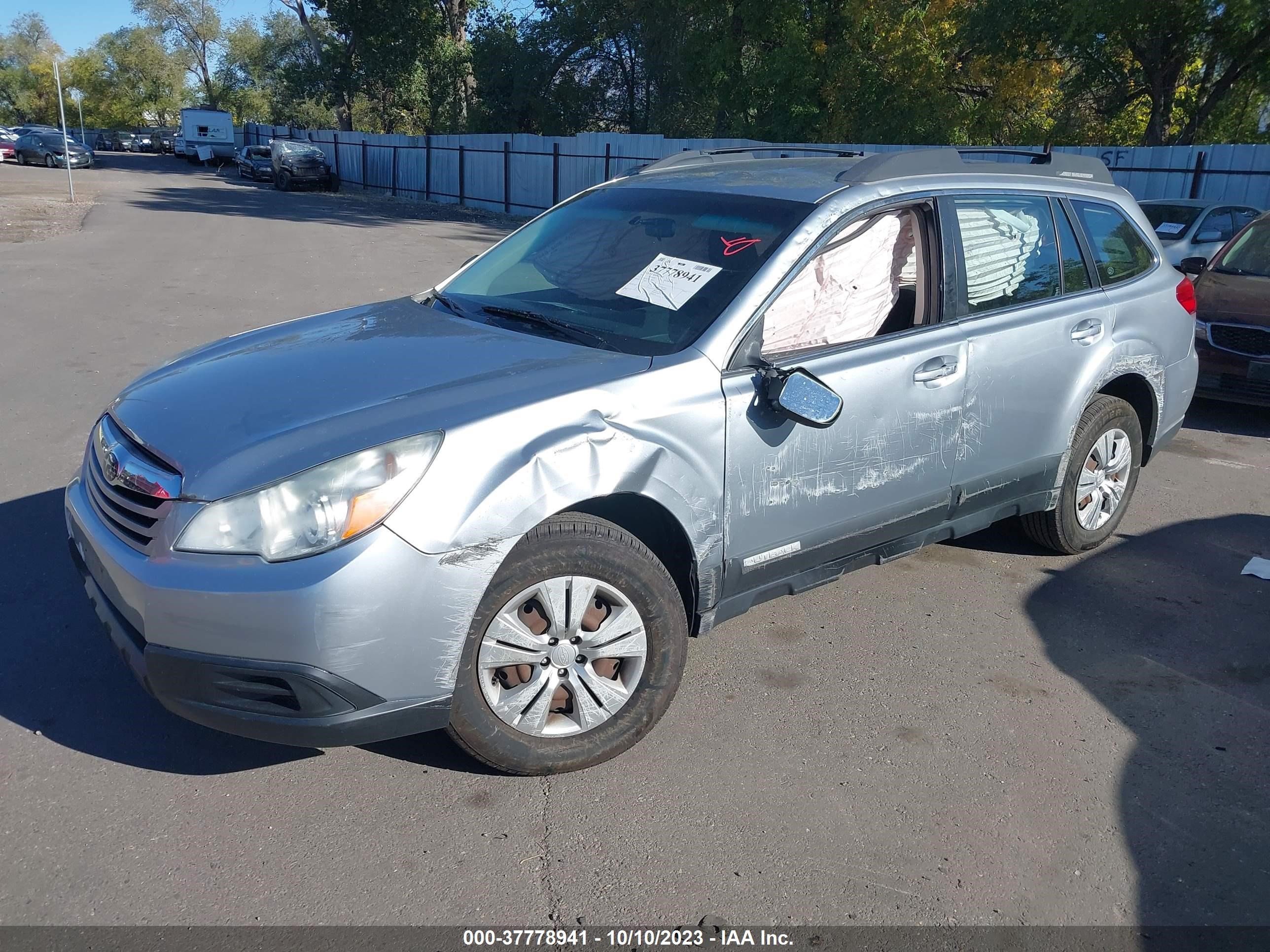 Photo 1 VIN: 4S4BRCACXC3208815 - SUBARU OUTBACK 