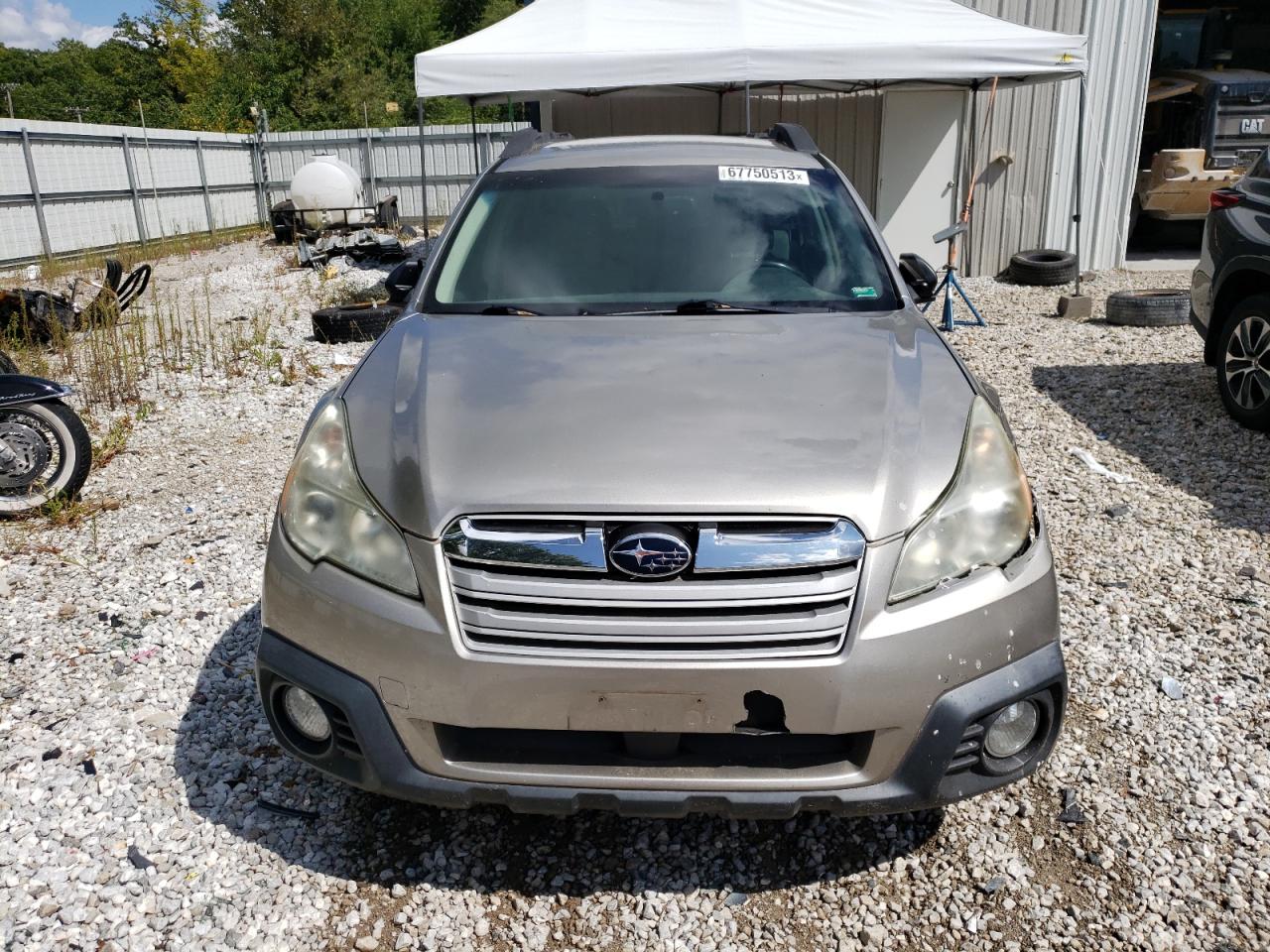 Photo 4 VIN: 4S4BRCACXE3262862 - SUBARU OUTBACK 