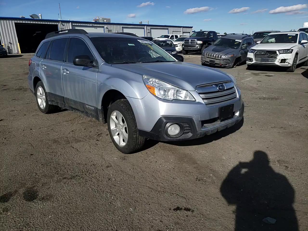 Photo 10 VIN: 4S4BRCACXE3268998 - SUBARU OUTBACK 2. 