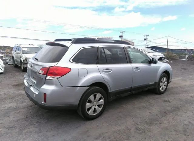 Photo 3 VIN: 4S4BRCBC2C3302900 - SUBARU OUTBACK 