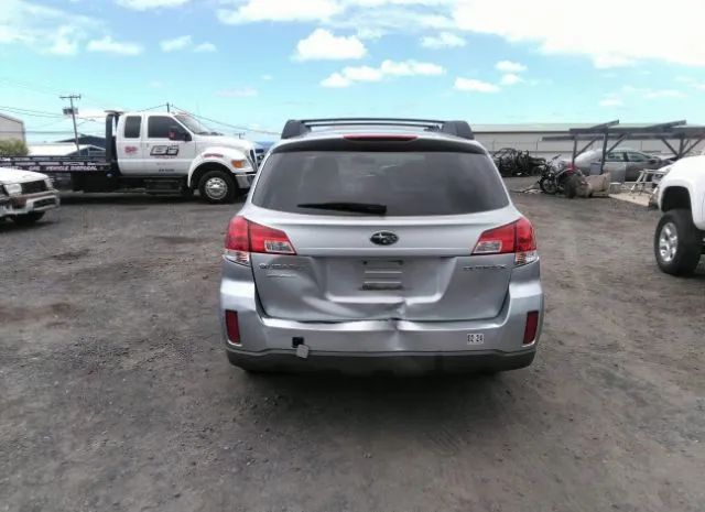 Photo 5 VIN: 4S4BRCBC2C3302900 - SUBARU OUTBACK 