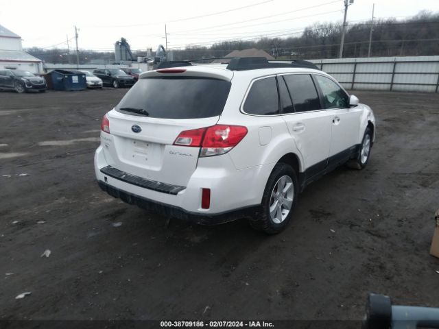 Photo 3 VIN: 4S4BRCBC2D3238102 - SUBARU OUTBACK 