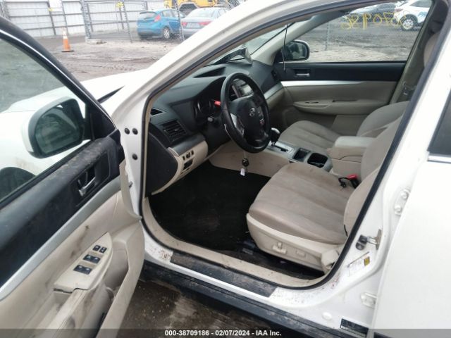 Photo 4 VIN: 4S4BRCBC2D3238102 - SUBARU OUTBACK 