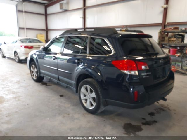 Photo 2 VIN: 4S4BRCBC2D3239377 - SUBARU OUTBACK 