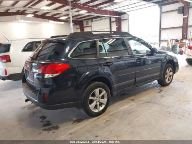 Photo 3 VIN: 4S4BRCBC2D3239377 - SUBARU OUTBACK 