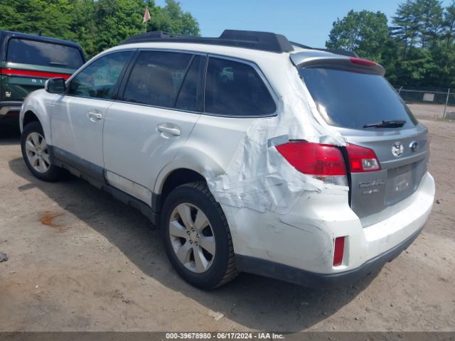 Photo 2 VIN: 4S4BRCBC5C1208747 - SUBARU OUTBACK 