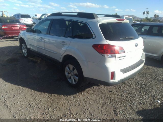 Photo 2 VIN: 4S4BRCCC0C3219013 - SUBARU OUTBACK 