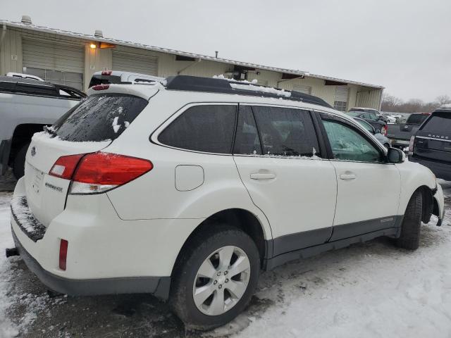 Photo 2 VIN: 4S4BRCCC0C3239438 - SUBARU OUTBACK 