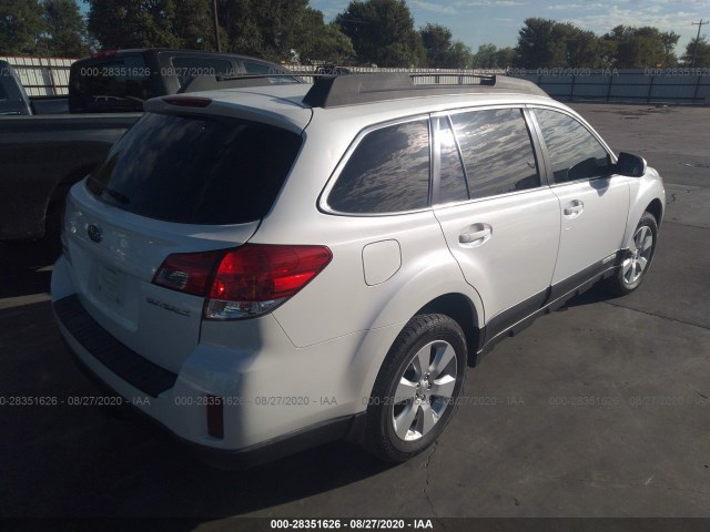 Photo 3 VIN: 4S4BRCCC1C3207520 - SUBARU OUTBACK 