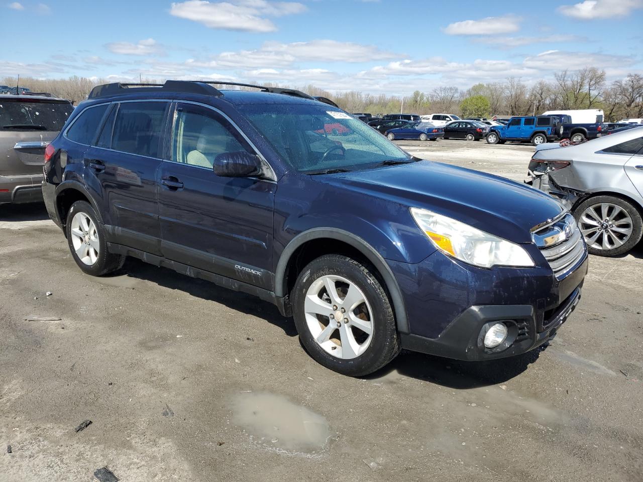 Photo 3 VIN: 4S4BRCCC7E3268115 - SUBARU OUTBACK 