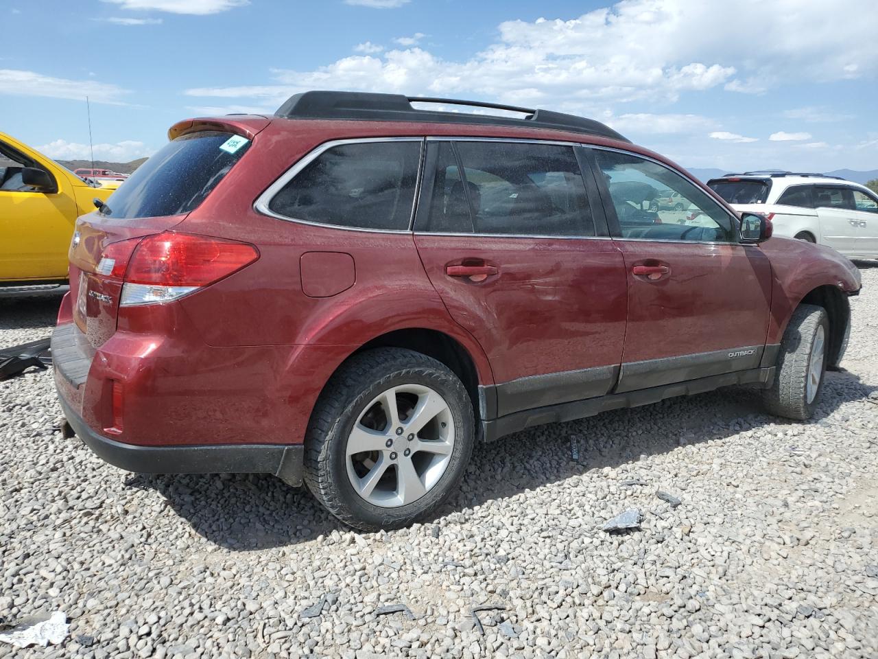 Photo 2 VIN: 4S4BRCCC9D3251637 - SUBARU OUTBACK 