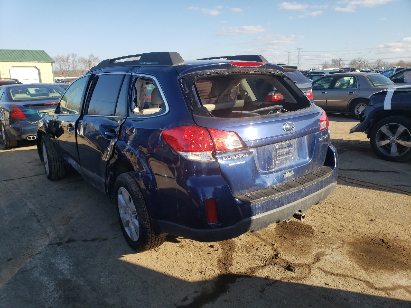 Photo 2 VIN: 4S4BRCCCXA3354495 - SUBARU OUTBACK 2. 