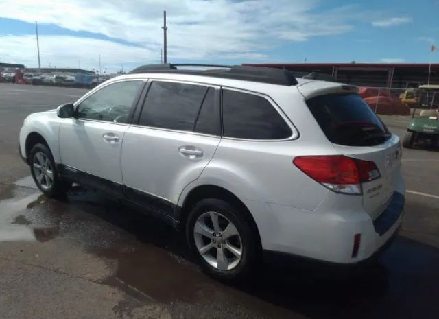 Photo 2 VIN: 4S4BRCFC3E3327575 - SUBARU OUTBACK 