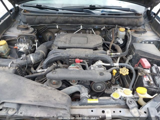 Photo 9 VIN: 4S4BRCFC5A3352391 - SUBARU OUTBACK 