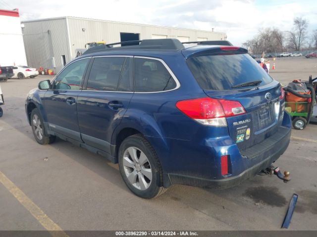 Photo 2 VIN: 4S4BRCGC1A3319869 - SUBARU OUTBACK 