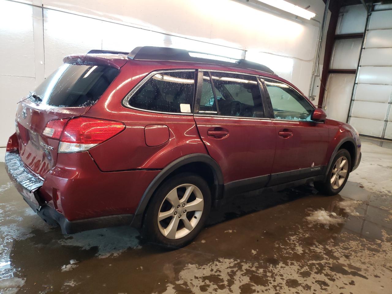 Photo 2 VIN: 4S4BRCGC6D3230481 - SUBARU OUTBACK 