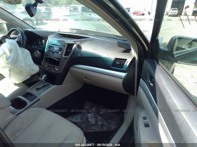 Photo 4 VIN: 4S4BRCGC8B3328313 - SUBARU OUTBACK 