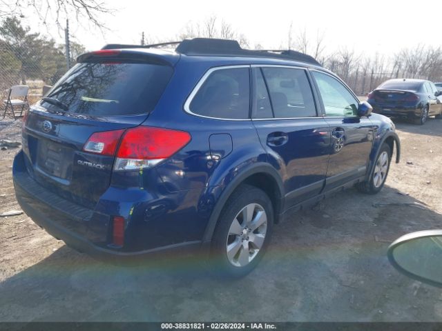 Photo 3 VIN: 4S4BRCGC9B3419641 - SUBARU OUTBACK 